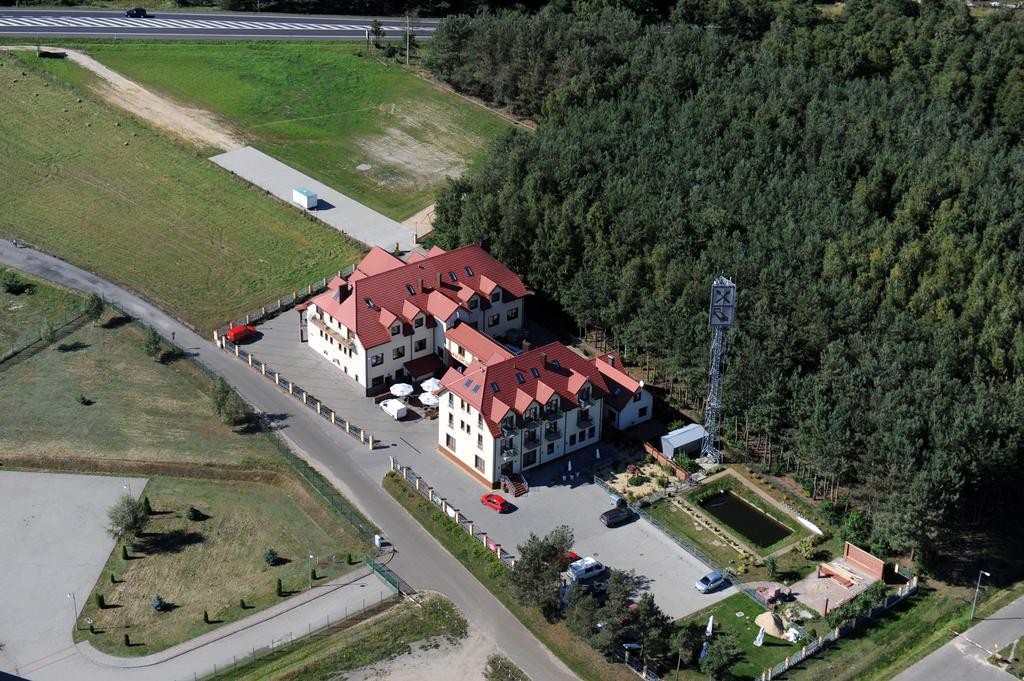 Pensjonat Nad Zalewem Stare Miasto (Konin) Exterior foto